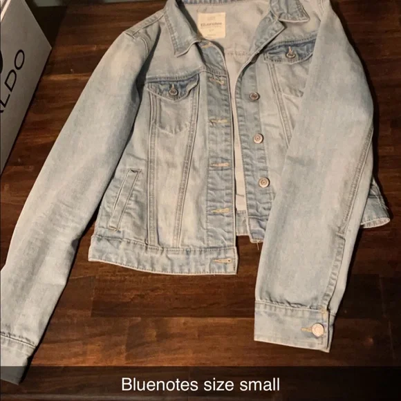 Jacket Lot - Picture 8 of 9